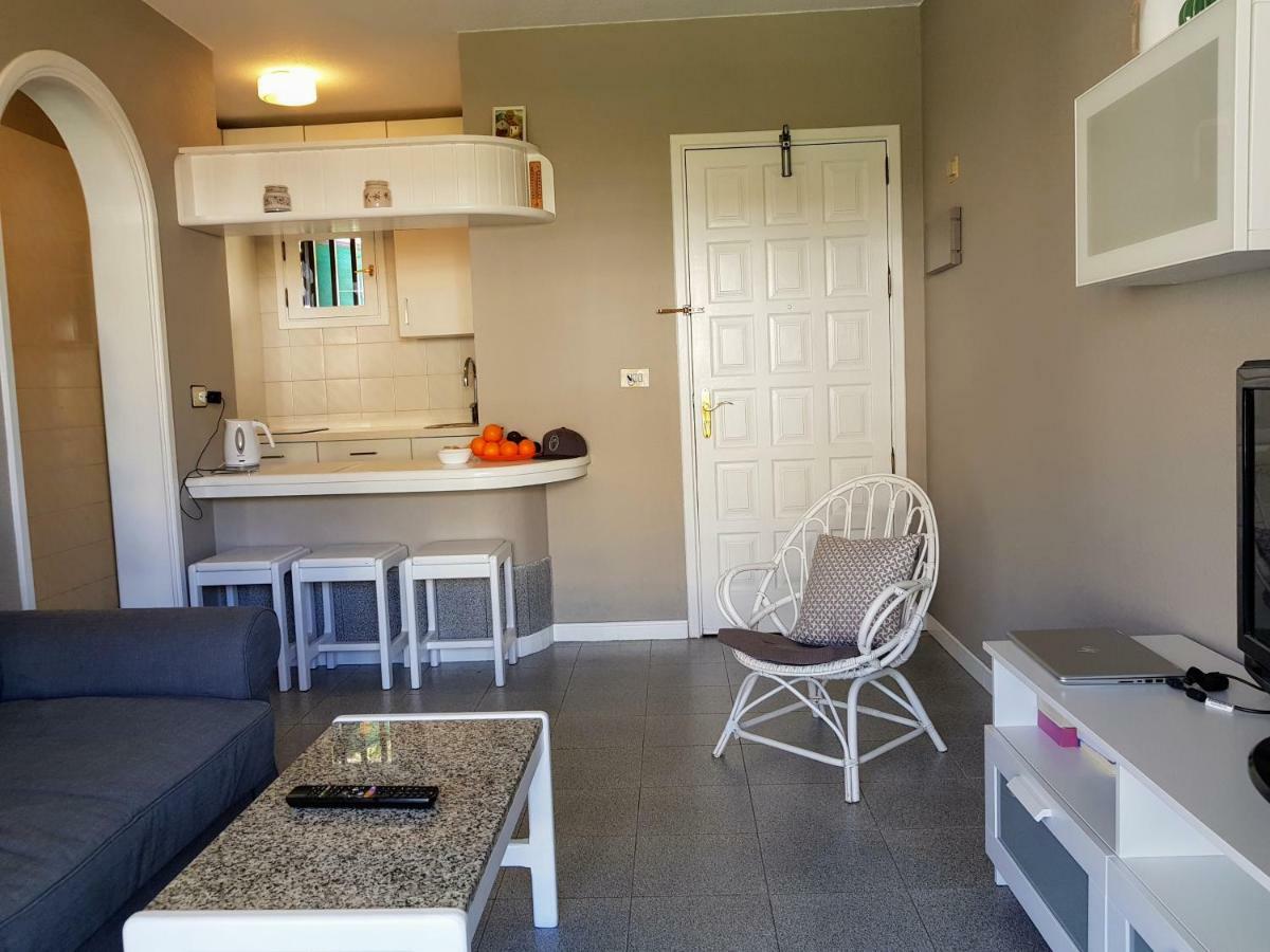 Ocean View Apartment And Heated Pool Porto Rico Exterior foto